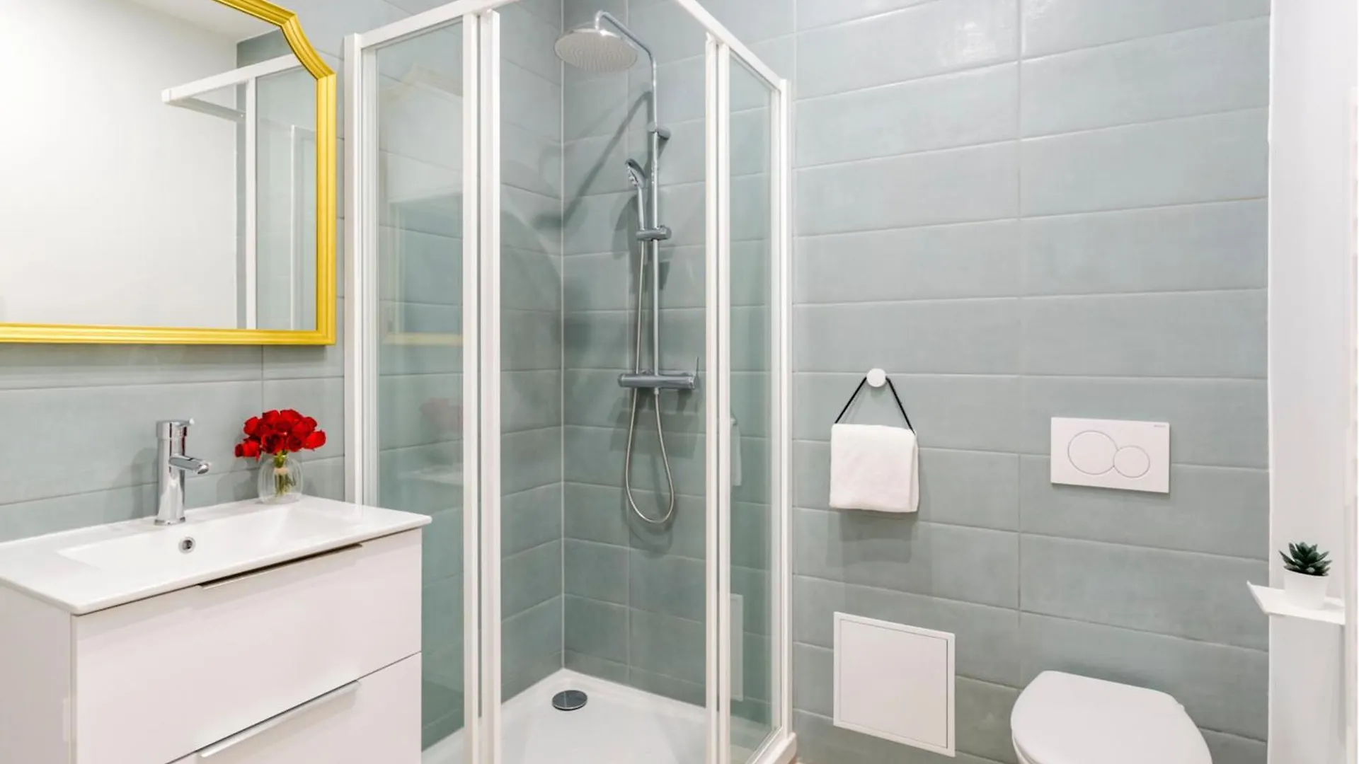 Merveil - Family Suite - Marais - Ponceau Paris Apartment