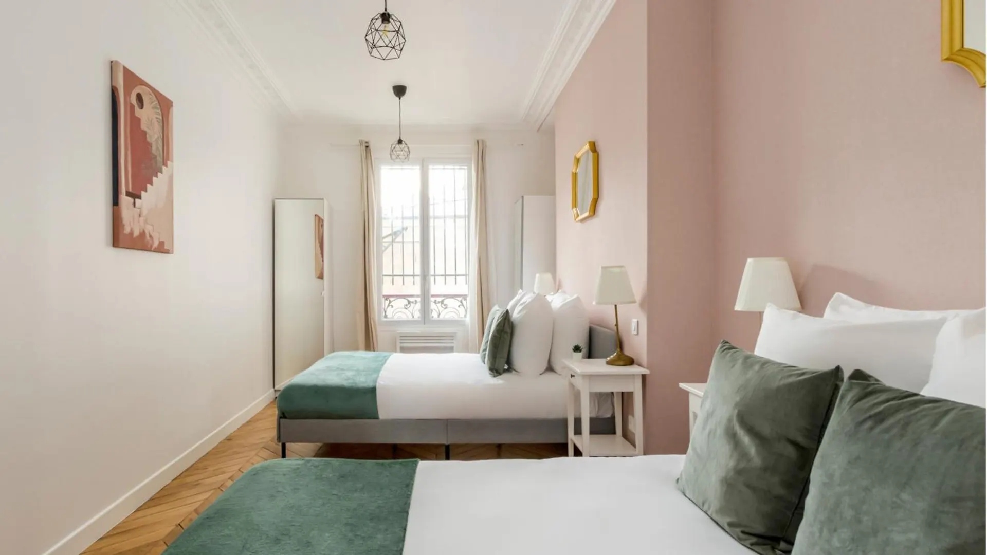 Apartment Merveil - Family Suite - Marais - Ponceau Paris